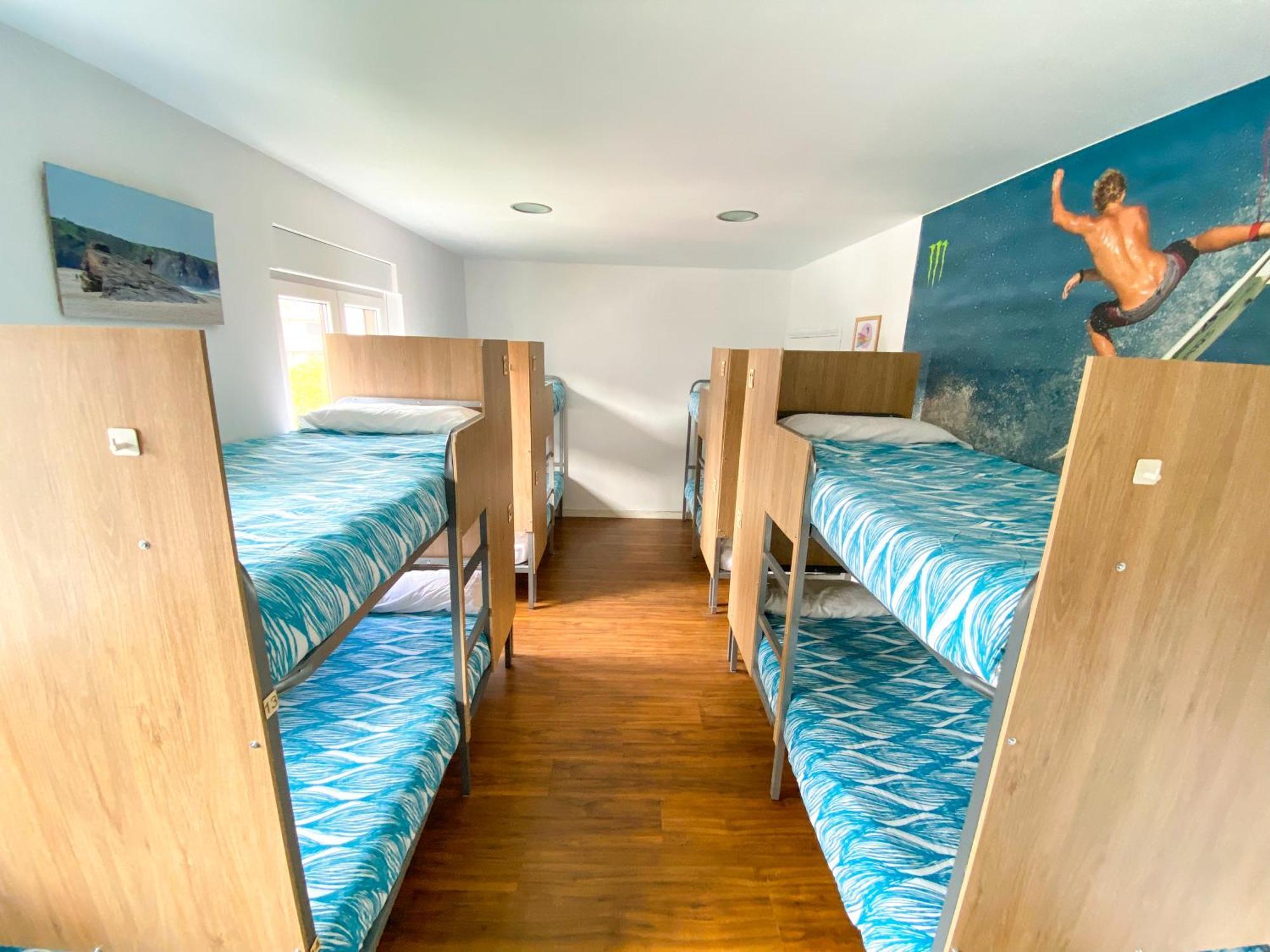 Hostel North Surf House Gijón Pokoj fotografie
