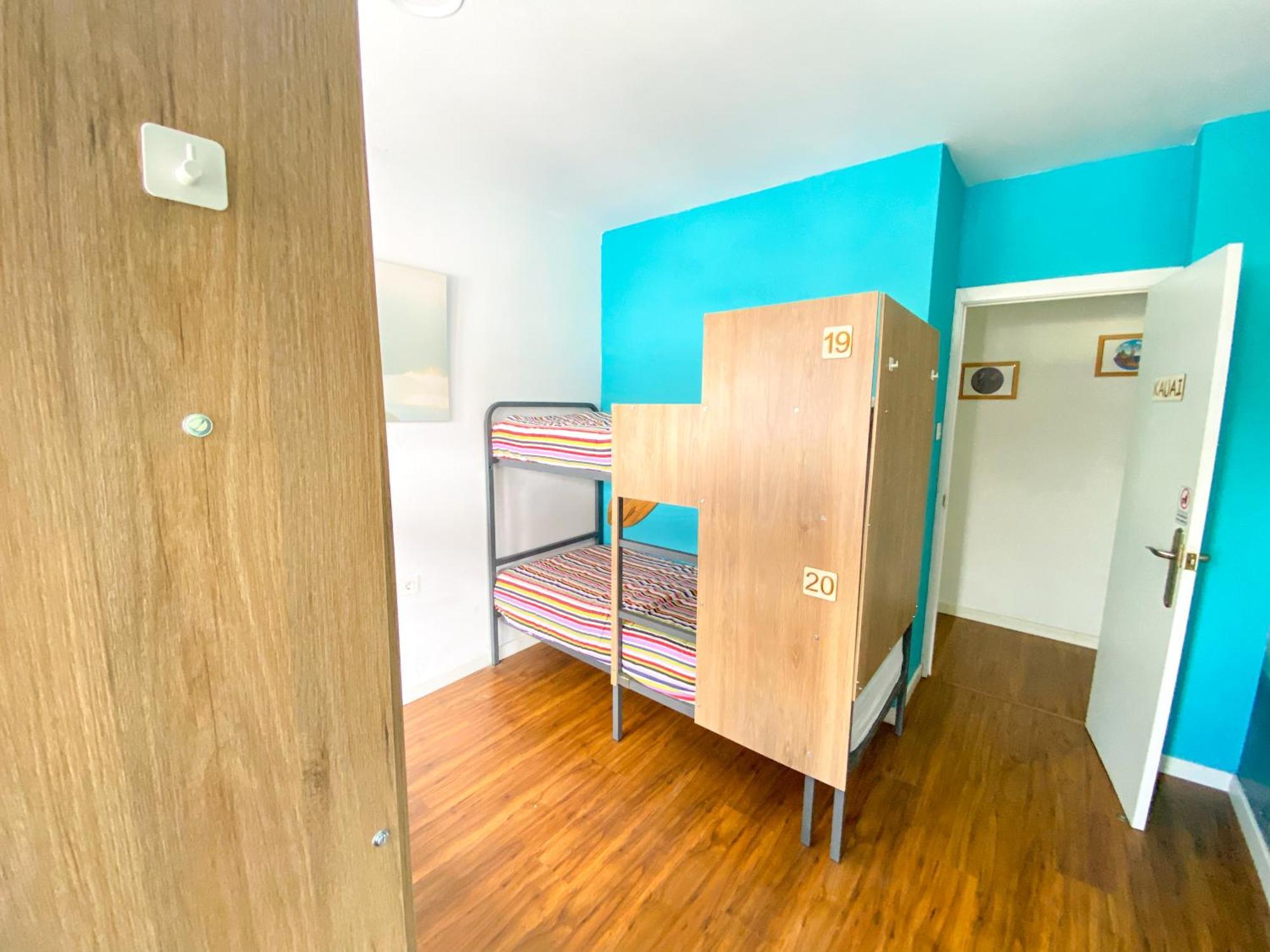 Hostel North Surf House Gijón Pokoj fotografie